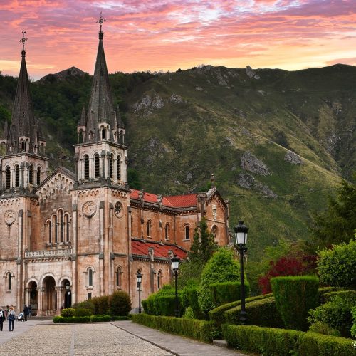 El Santuario de Covadonga en Asturias