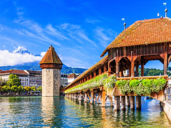 Kapellbrücke en Lucerna